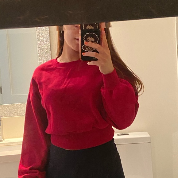 Crewneck - Picture 1 of 2